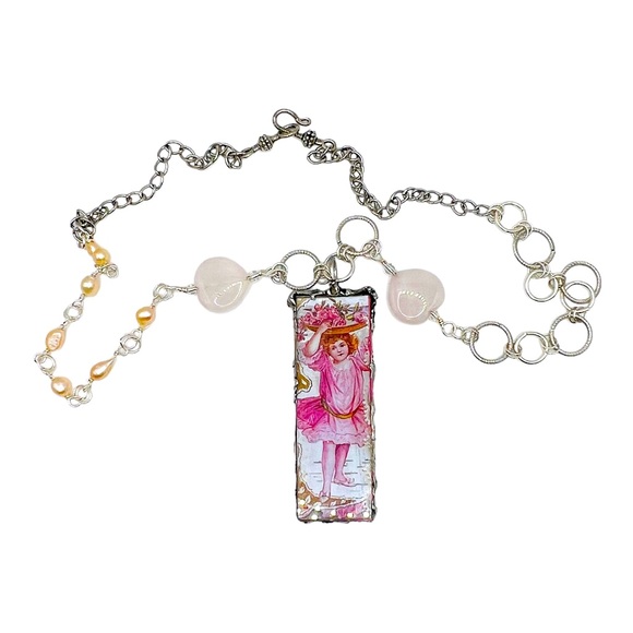 Tiny Glass Valentines Day Glass Pendant Double Sided Cupid Pink Quartz & Pearls - Picture 3 of 15